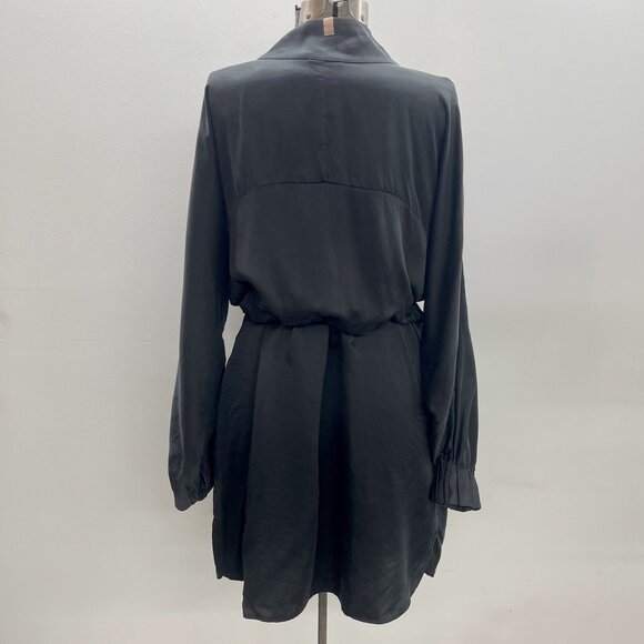 Lunya Washable Silk Robe | Size M - Picture 5 of 12